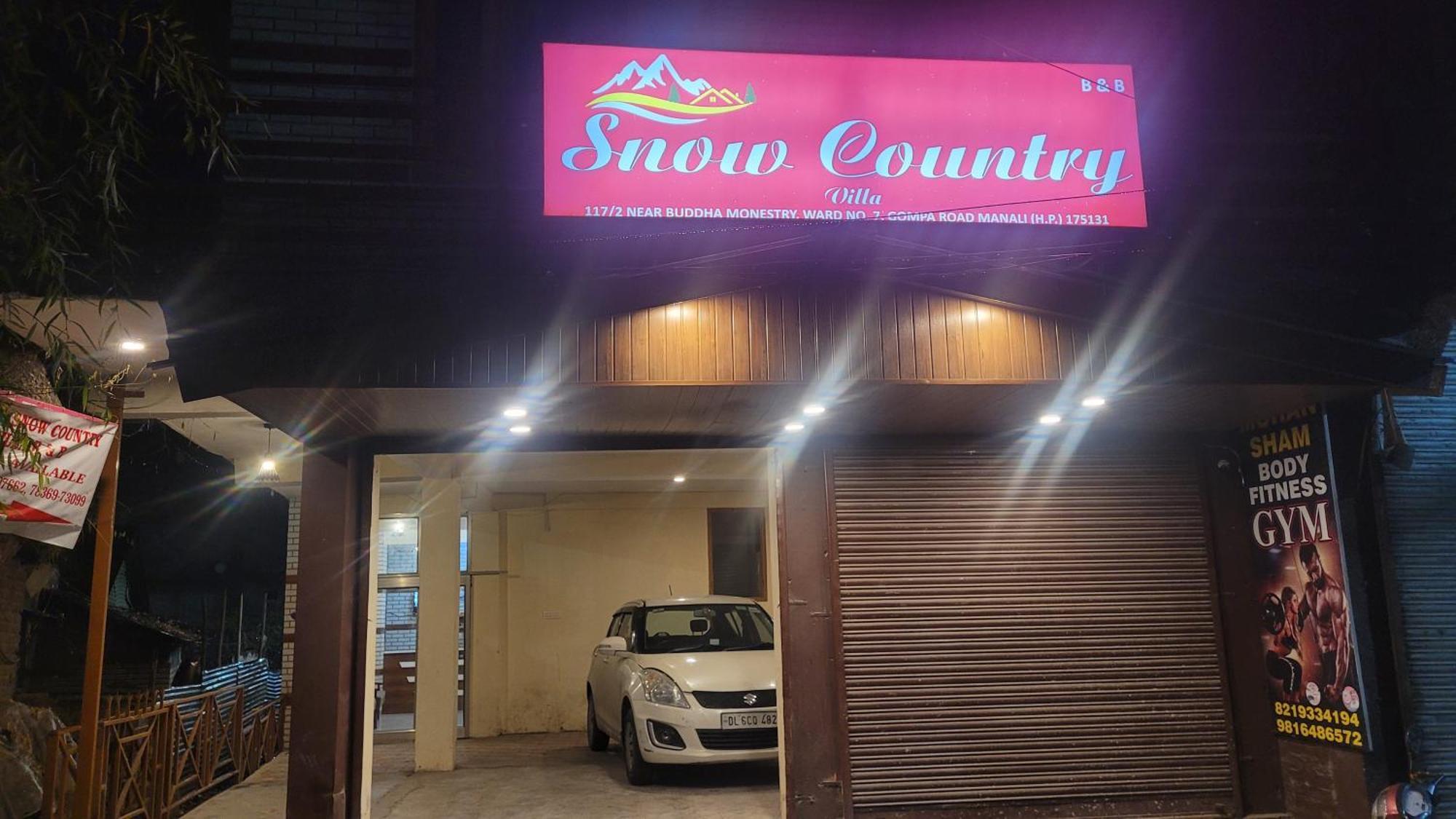 Hotel Snow Country Villa Manāli Exteriér fotografie